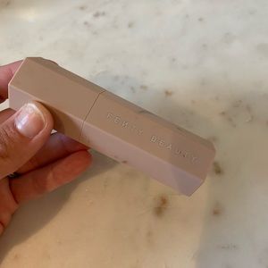 Fenty Beauty Makeup - Fenty Beauty concealer match stix Fenty Beauty Makeup - Fenty Beauty concealer match stix